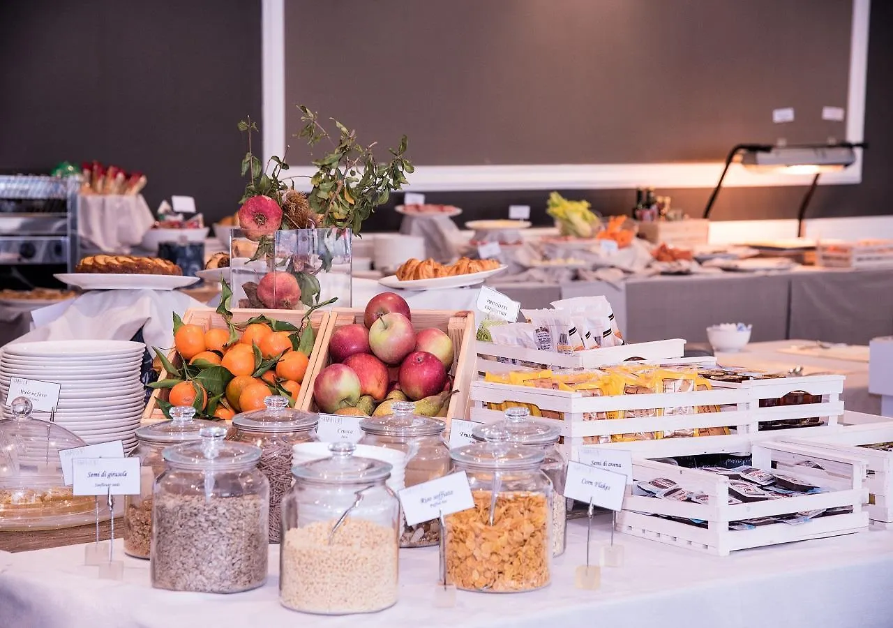 Villa Adriatica Ambienthotels Rimini 4*,